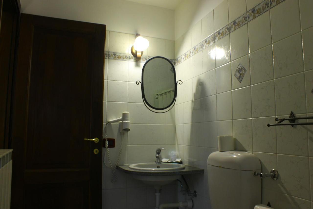 I Due Monaci Hotel Domodossola Eksteriør billede